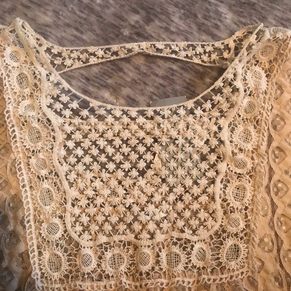 Lacy Top - Picture 3 of 5